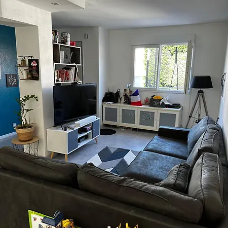 Maison De Standing Climatisee * 라테