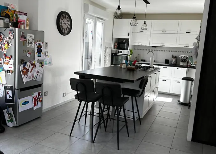 Maison De Standing Climatisee Villa